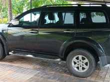 https://riyasewana.com/uploads/mitsubishi-montero-sport-2012-87441412203.jpg