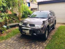 Mitsubishi MONTERO SPORT 2011 SUV