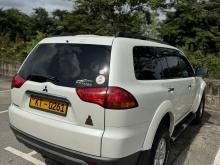 https://riyasewana.com/uploads/mitsubishi-montero-sport-2212060717335.jpg