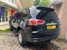 https://riyasewana.com/uploads/mitsubishi-montero-sport-27163332773.jpg