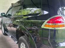 https://riyasewana.com/uploads/mitsubishi-montero-sport-28155143184.jpg