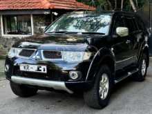 https://riyasewana.com/uploads/mitsubishi-montero-sport-28155143192.jpg