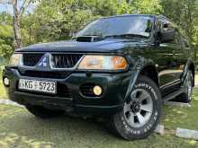 https://riyasewana.com/uploads/mitsubishi-montero-sport-2815582422772.jpg