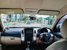 https://riyasewana.com/uploads/mitsubishi-montero-sport-28195117684.jpg