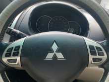 https://riyasewana.com/uploads/mitsubishi-montero-sport-282035115.jpg