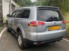 https://riyasewana.com/uploads/mitsubishi-montero-sport-282035392.jpg