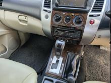 https://riyasewana.com/uploads/mitsubishi-montero-sport-299211417955.jpg