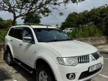 https://riyasewana.com/uploads/mitsubishi-montero-sport-3010084082.jpg