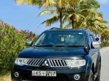 https://riyasewana.com/uploads/mitsubishi-montero-sport-3014304222382.jpg
