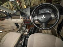 https://riyasewana.com/uploads/mitsubishi-montero-sport-3018364717055.jpg
