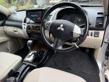 https://riyasewana.com/uploads/mitsubishi-montero-sport-38570517415.jpg