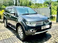 Mitsubishi Montero 2011 SUV