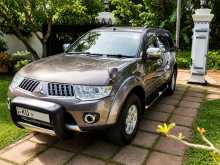 Mitsubishi Montero Sport 2012 SUV