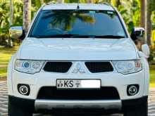 https://riyasewana.com/uploads/mitsubishi-montero-sport-510415232.jpg