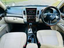 https://riyasewana.com/uploads/mitsubishi-montero-sport-5104152684.jpg