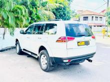 https://riyasewana.com/uploads/mitsubishi-montero-sport-51444546664.jpg