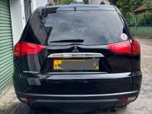 https://riyasewana.com/uploads/mitsubishi-montero-sport-5153754803.jpg