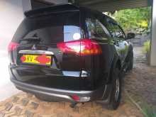 https://riyasewana.com/uploads/mitsubishi-montero-sport-61819104393.jpg