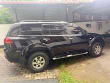 https://riyasewana.com/uploads/mitsubishi-montero-sport-619371522923.jpg