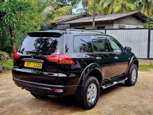 https://riyasewana.com/uploads/mitsubishi-montero-sport-6932086255.jpg