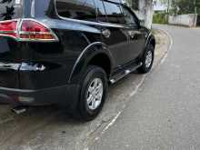 Mitsubishi Montero Sport 2012 SUV