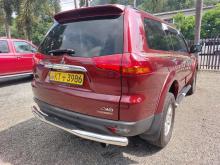 https://riyasewana.com/uploads/mitsubishi-montero-sport-81024546674.jpg