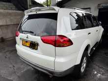 https://riyasewana.com/uploads/mitsubishi-montero-sports-2012-716281812894.jpg