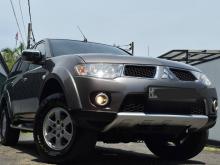Mitsubishi Montero Sport 4WD 2012 SUV