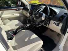 https://riyasewana.com/uploads/mitsubishi-montero-sports-38185322612.jpg