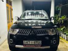 Mitsubishi Montero Spot 2012 SUV