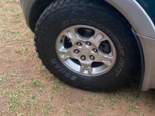 https://riyasewana.com/uploads/mitsubishi-montero-v-79041017815.jpg