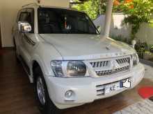 Mitsubishi Montero V6 2004 SUV