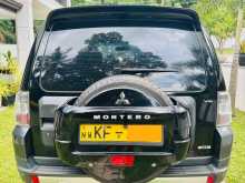 https://riyasewana.com/uploads/mitsubishi-montero-v6-111482122083.jpg