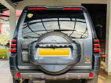 https://riyasewana.com/uploads/mitsubishi-montero-v6-117372022052.jpg