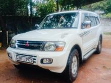 Mitsubishi Montero V6 2000 SUV