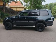 https://riyasewana.com/uploads/mitsubishi-montero-v6-181721196744.jpg