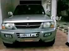 Mitsubishi Montero V6 2000 SUV