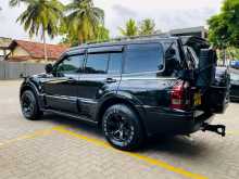 https://riyasewana.com/uploads/mitsubishi-montero-v6-2002-1618461812654.jpg