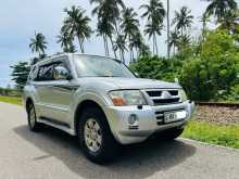 Mitsubishi Montero V6 2002 SUV