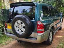 https://riyasewana.com/uploads/mitsubishi-montero-v6-2002-240325712382.jpg