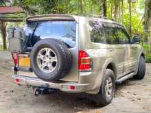 https://riyasewana.com/uploads/mitsubishi-montero-v6-2002-312484012132.jpg
