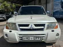 https://riyasewana.com/uploads/mitsubishi-montero-v6-2003-110101712022.jpg