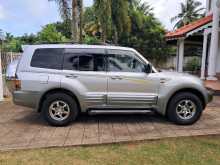 https://riyasewana.com/uploads/mitsubishi-montero-v6-2003-1416290512182.jpg