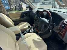 https://riyasewana.com/uploads/mitsubishi-montero-v6-2003-177363612664.jpg