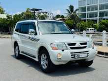 https://riyasewana.com/uploads/mitsubishi-montero-v6-2003-2222451712571.jpg