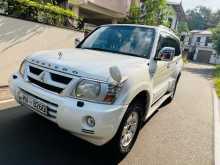 Mitsubishi Montero V6 2003 SUV