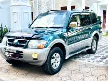 Mitsubishi Montero V6 2004 SUV