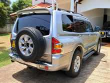 https://riyasewana.com/uploads/mitsubishi-montero-v6-2004-1417473212413.jpg