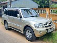 Mitsubishi MONTERO V6 2006 SUV