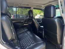 https://riyasewana.com/uploads/mitsubishi-montero-v6-2007-88125012314.jpg
